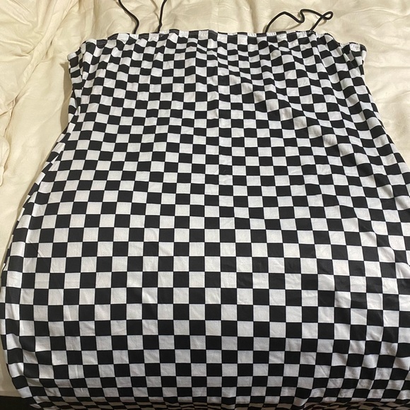 SHEIN Checkered Bodycon Dress Never been worn - Picture 3 of 3